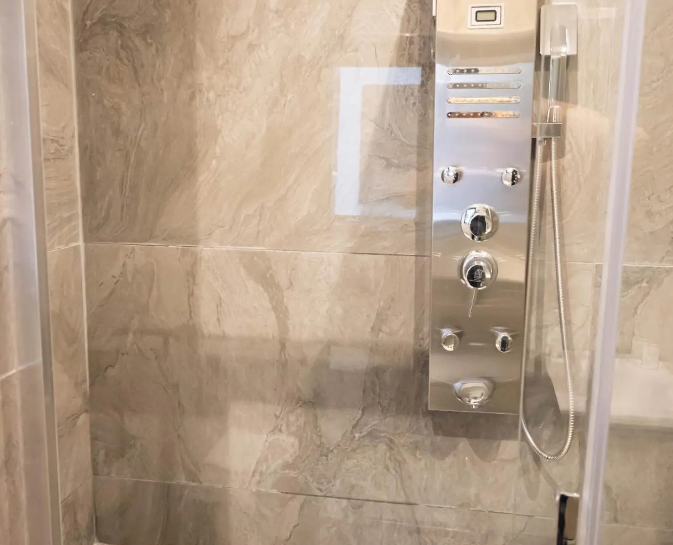 Best View Fortina Luxury Suites Слима
